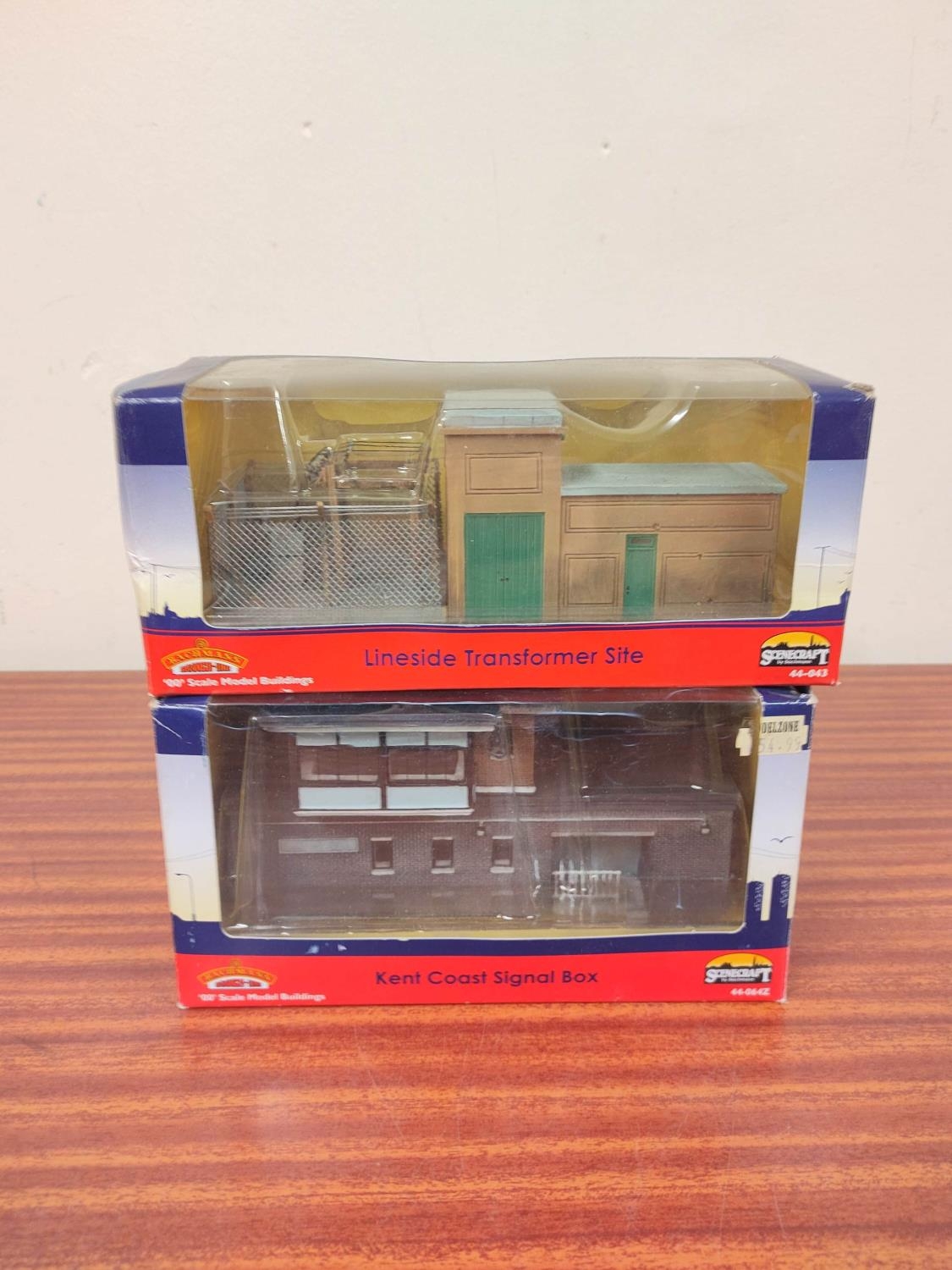 Bachmann Branchline. Two boxed model railway model buildings comprising of Lineside Transformer Site