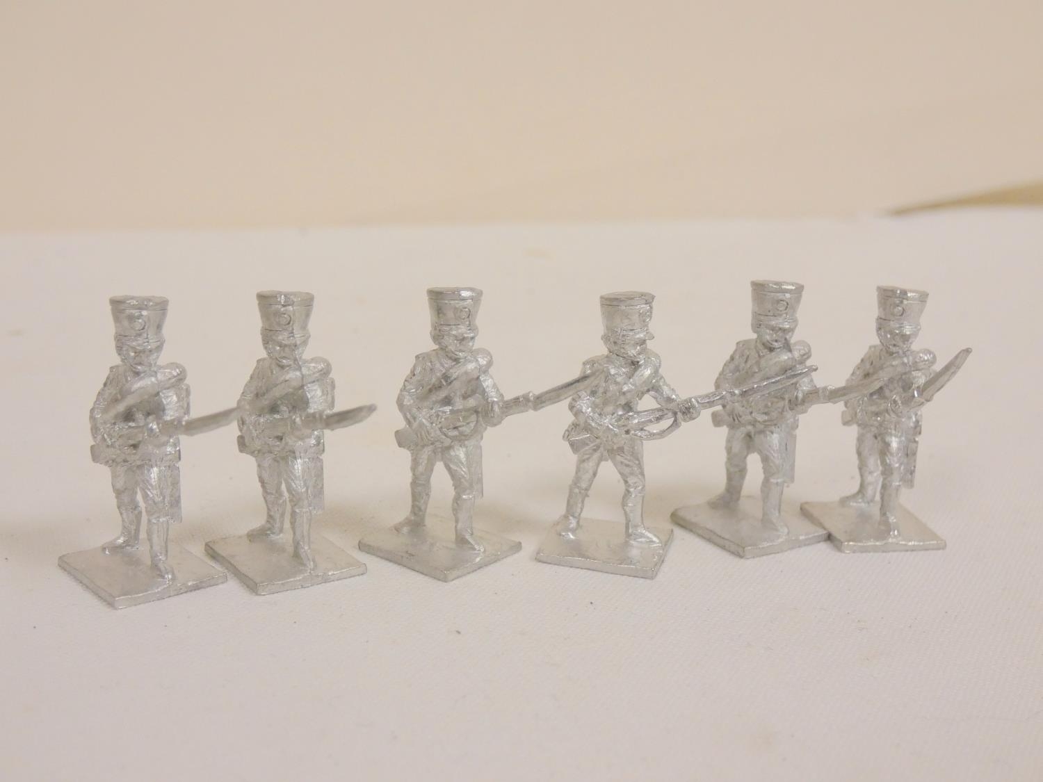 Box containing a large collection of fine cast miniature lead soldiers, relating to the Napoleonic - Image 4 of 4
