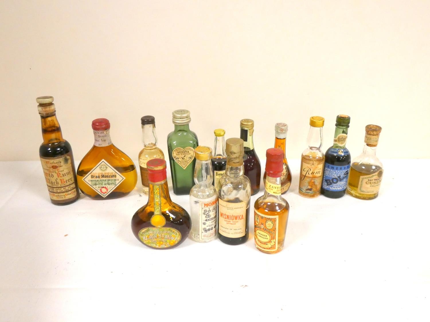Large group on miniatures to include NORMANDIN Cognac, GUINNESS, Chianti, Mathers old rum and - Image 2 of 4