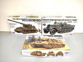 Tamiya. Group of 1:35 scale models to include a U.S Self-Propelled M40 No 351, Panzerjager Jagdtiger