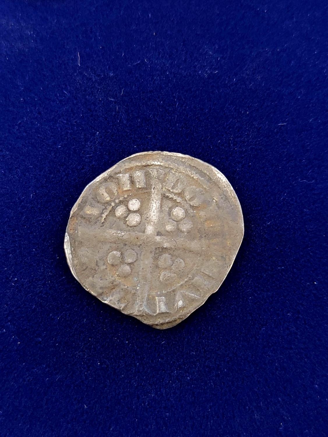 Plantagenet Coinage. Edward I (1272-1307) Four long cross silver hammered pennies to include - Image 4 of 6