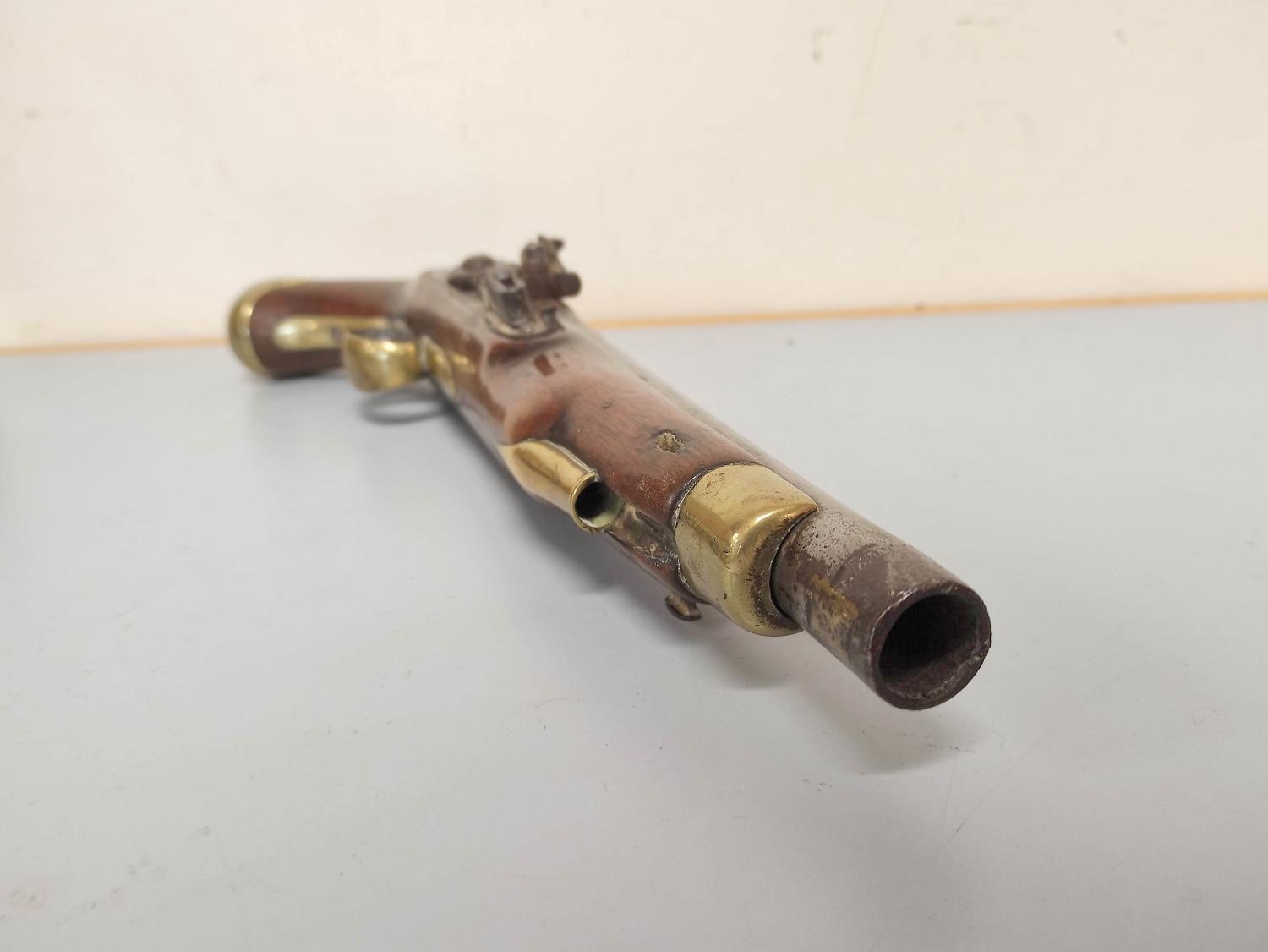 Antique 19th century .65 calibre East India Co flintlock pistol bearing lion rampart to lockplate - Image 2 of 6