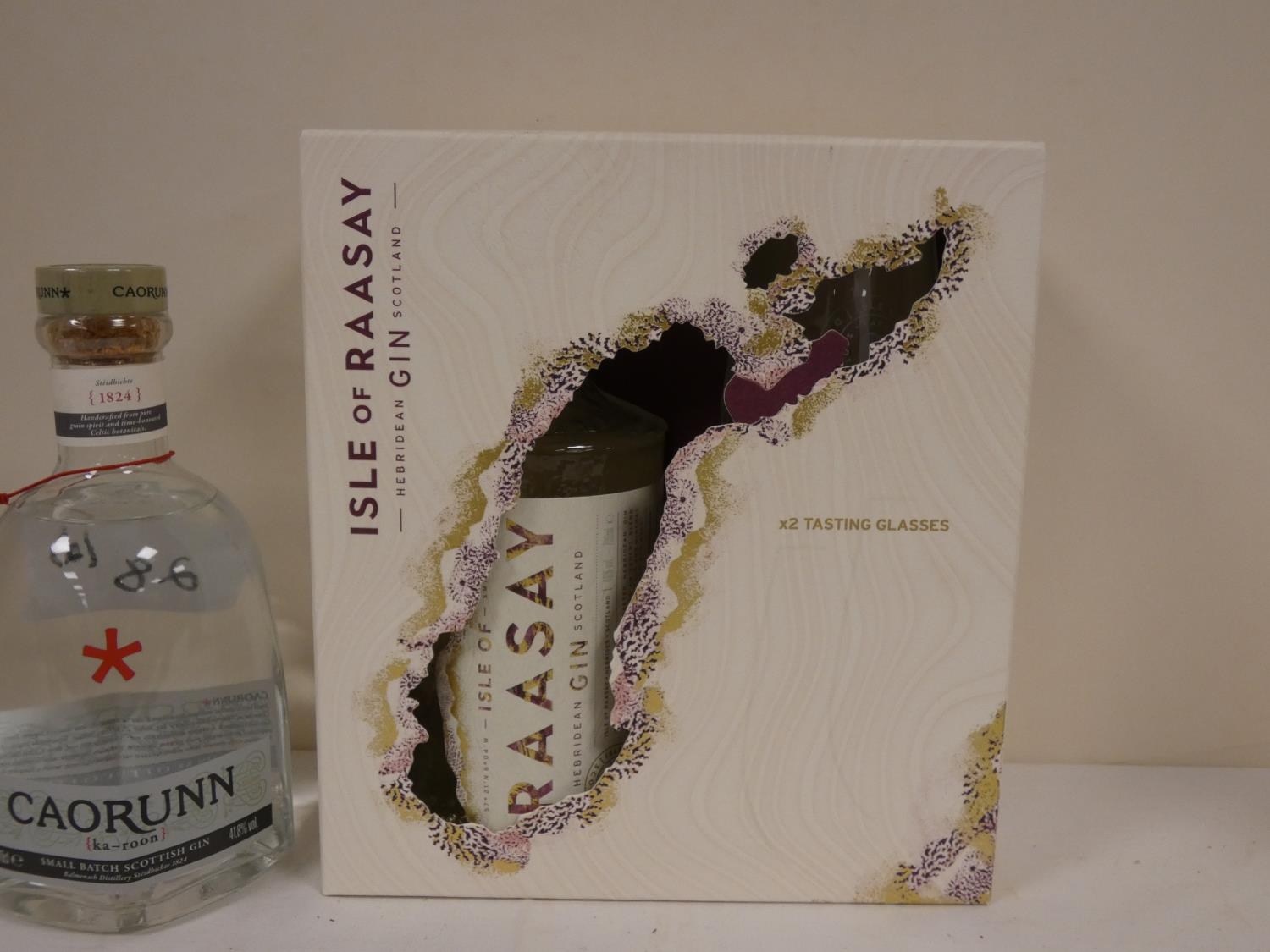Two bottles of gin to include ISLE OF RAASAY gift set with two tasting glasses 46% abv. 70cl boxed - Image 2 of 4