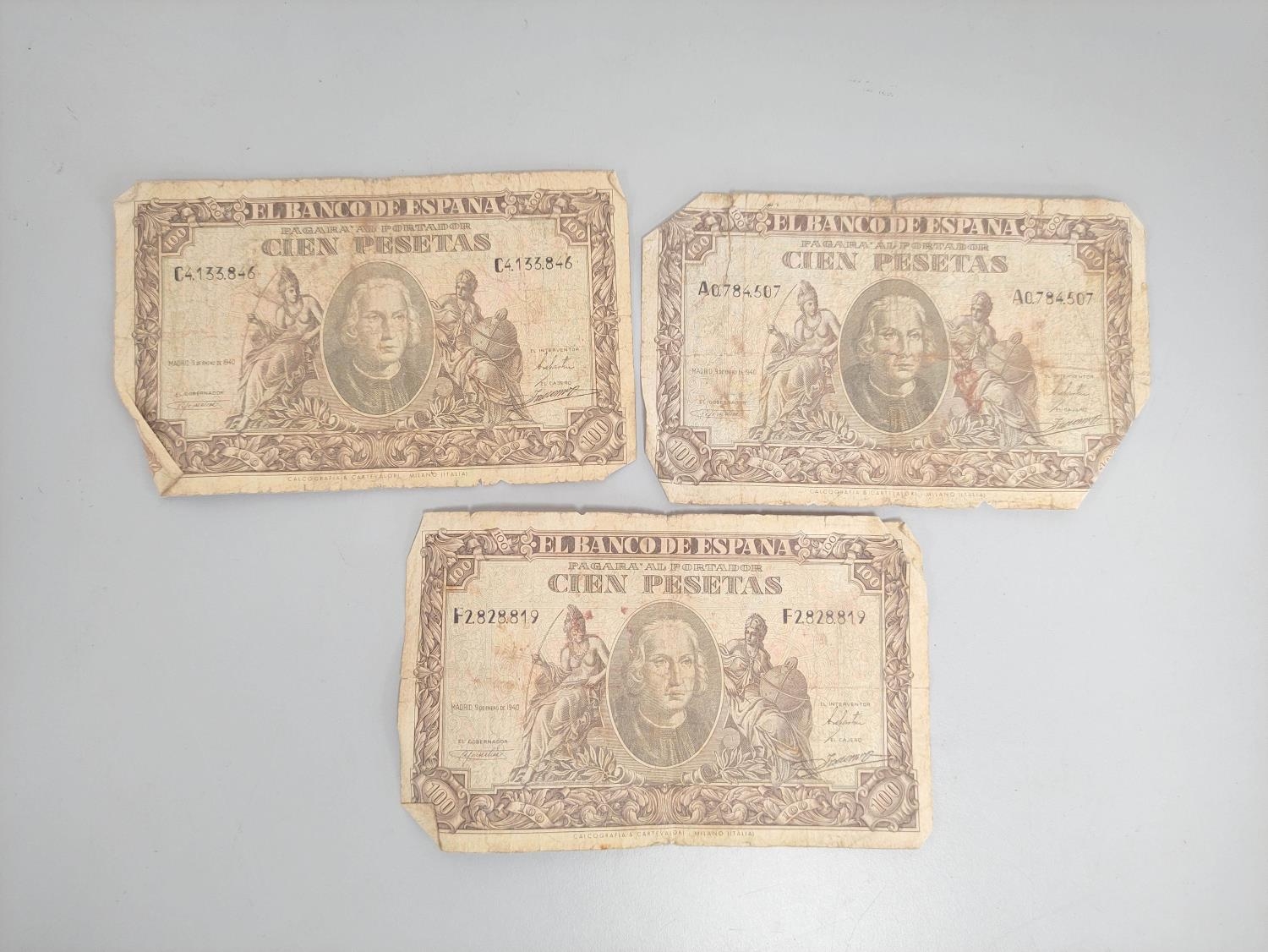 Spain. Three Banco de Espana, 100 Peseta banknotes all 9 January 1940, serial numbers A0.784.507,