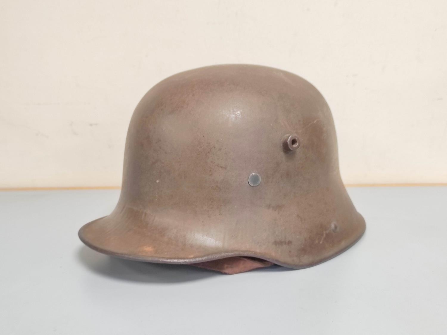 WW1 Imperial German M16 Stahlhelm Helmet with leather liner and original paint. Interior of helmet - Image 7 of 7