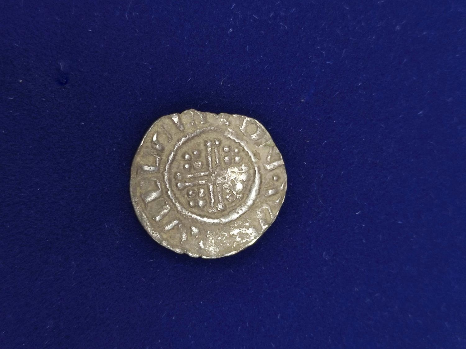 Plantagenet Coinage. Two short cross silver pennies to include an issue of Richard I (1189-99) S. - Image 6 of 6