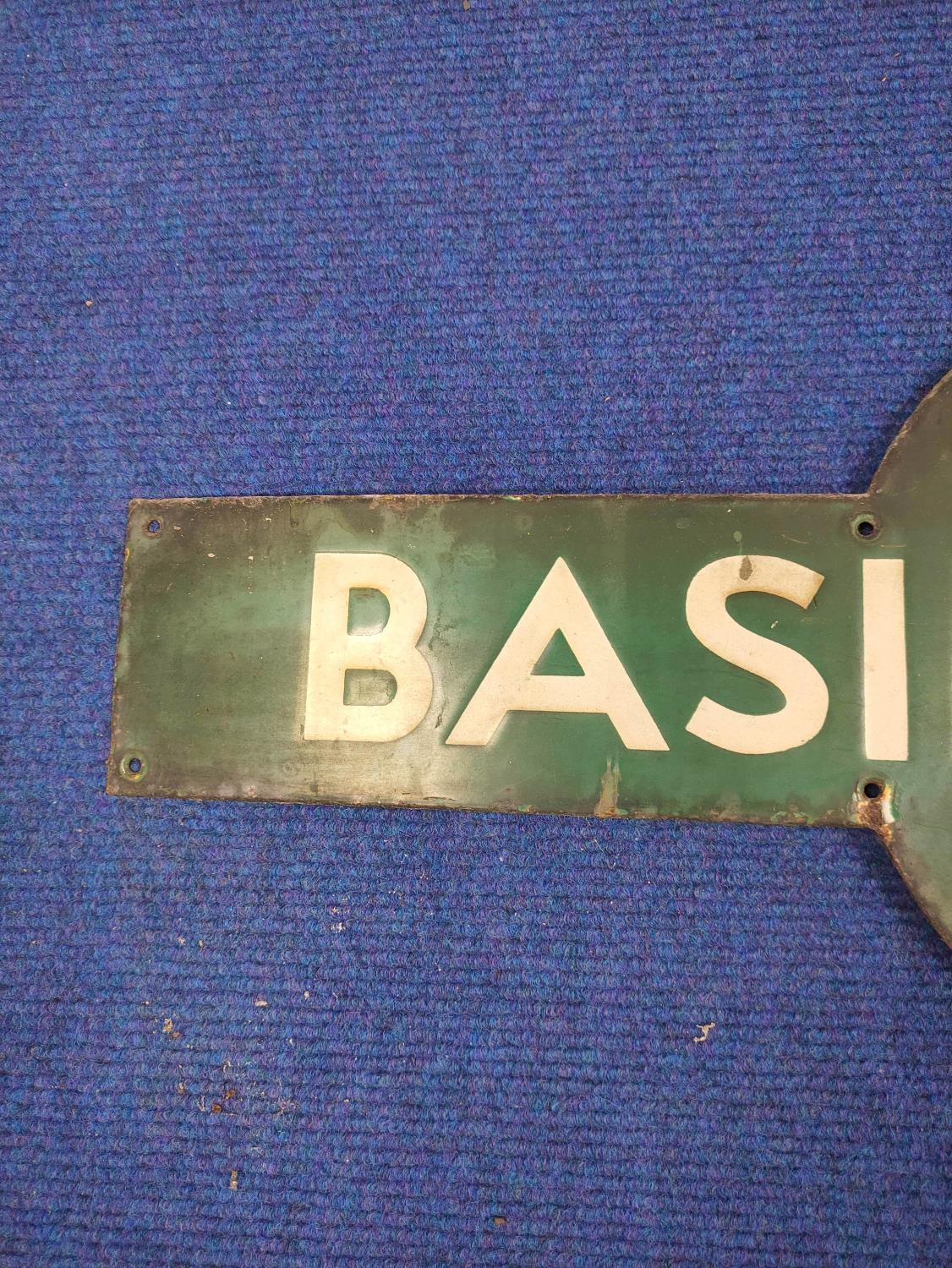 Southern Railways green and white enamel station sign 'Basingstoke'  33cm x 91.5cm. - Image 2 of 4