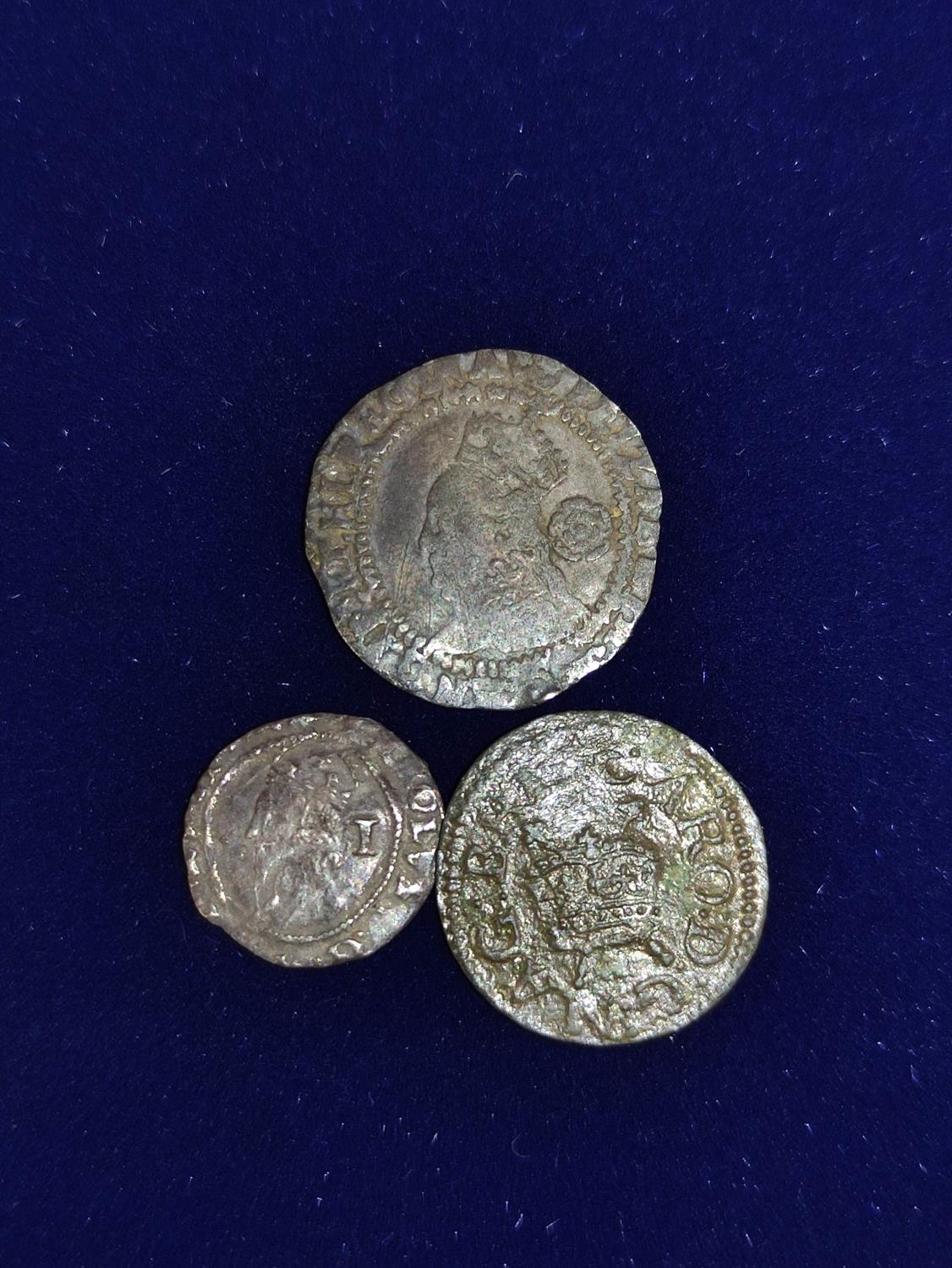 Hammered coinage to include an Elizabeth I threepence dated 1568, a Charles I halfpenny S.2846,