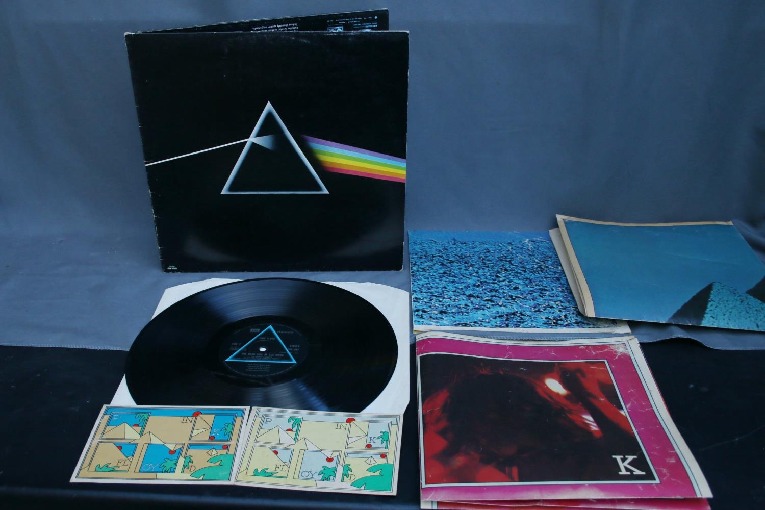 Collection of Pink Floyd records to include Meddle on Harvest, Ummagumma gatefold double album, - Image 2 of 2