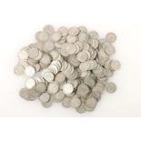 UNITED KINGDOM 500 grade silver coins from circulation, all sixpences, 500g gross.