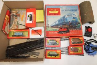 Triang Hornby OO gauge model railways electric train set RS52 The Blue Pullman electric train set