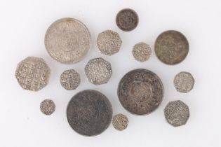 INDIA silver rupees 1911, 1913 and 1917, two annas 1841, provincial Indian octagonal silver rupee