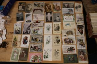 Collection of around 350 postcards to include mainly Tucks postcards, Birthday, Easter and other