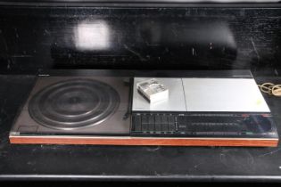 Bang and Olufsen turntable, Beomaster 3300.