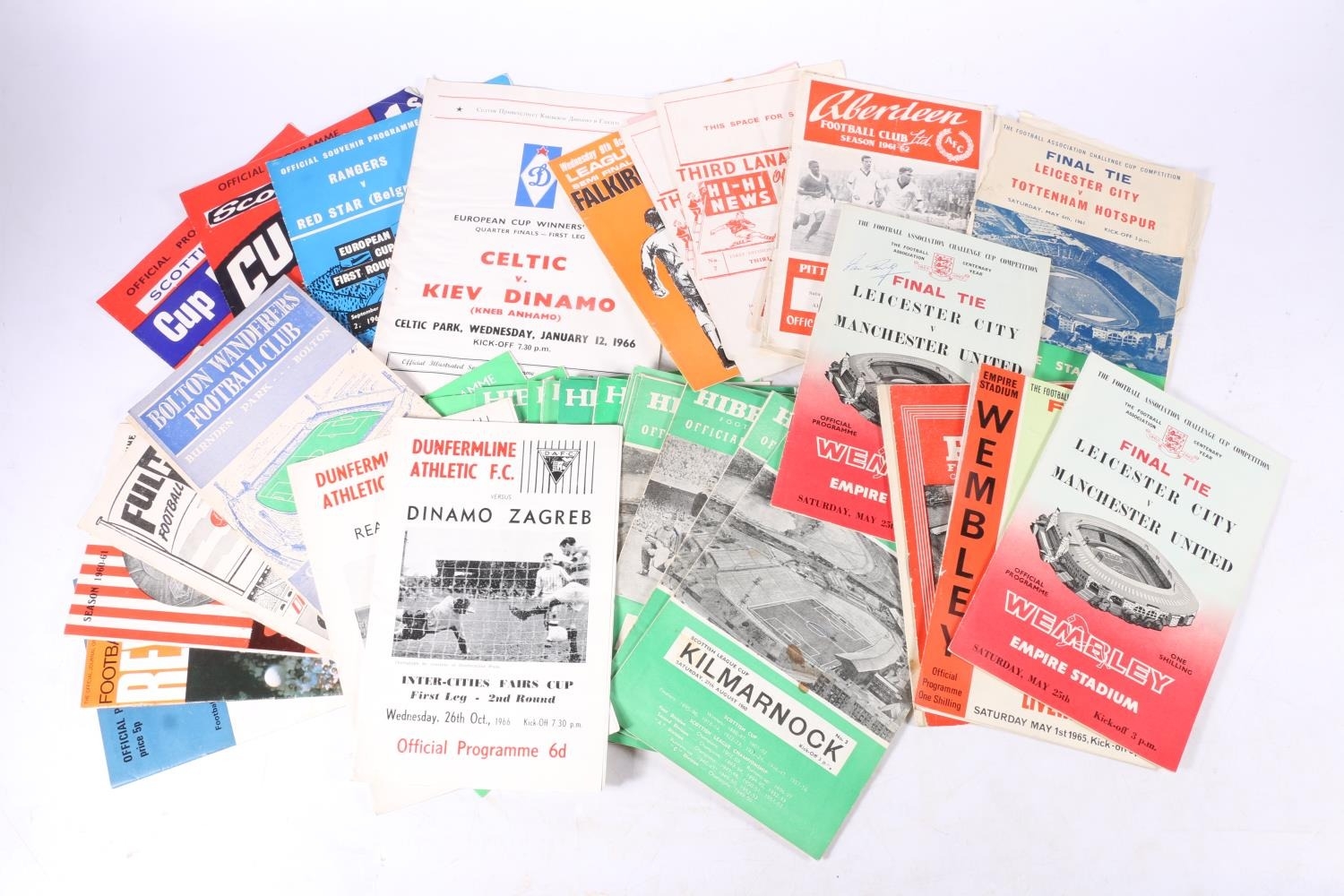 Collection of Scottish and English Football programmes to include Hibernian, Third Lanark,