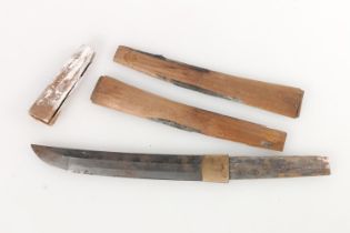 Japanese tanto blade, overall length 32cm.