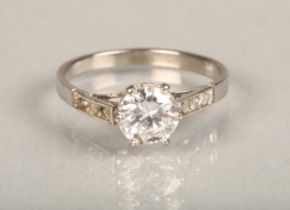 Diamond solitaire ring with round brilliant cut diamond, approximately 1ct, in platinum (shank