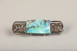 Arts & Crafts silver and Australian opal brooch in the manner of Wager, 7.7g.