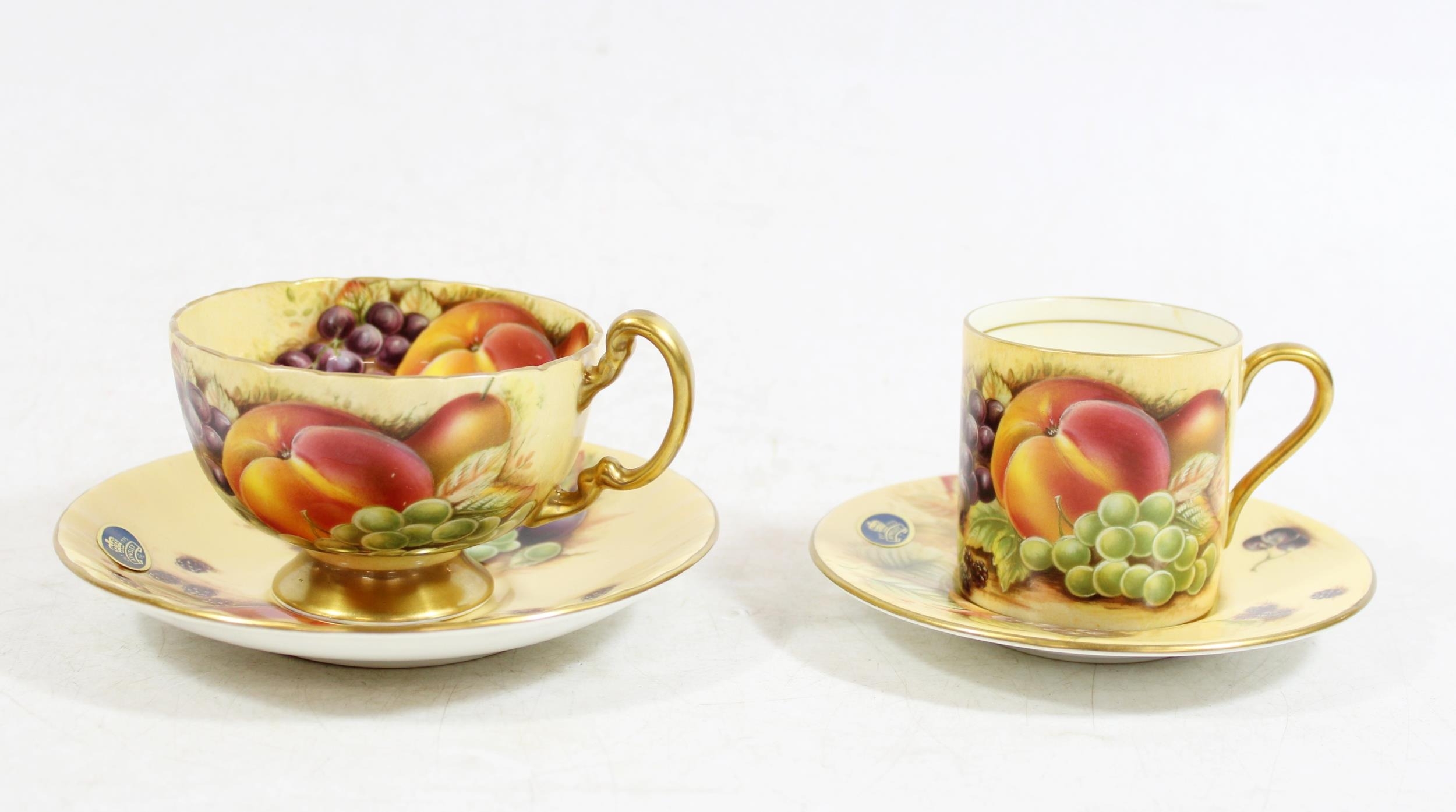 Aynsley Bone China Orchard Gold pattern tea and coffee service, consisting of six coffee cups and - Image 3 of 3