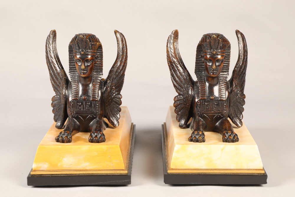 Pair of bronze Egyptian revival winged Sphinx on marble base, overall length 28 cm  (2) - Image 2 of 8