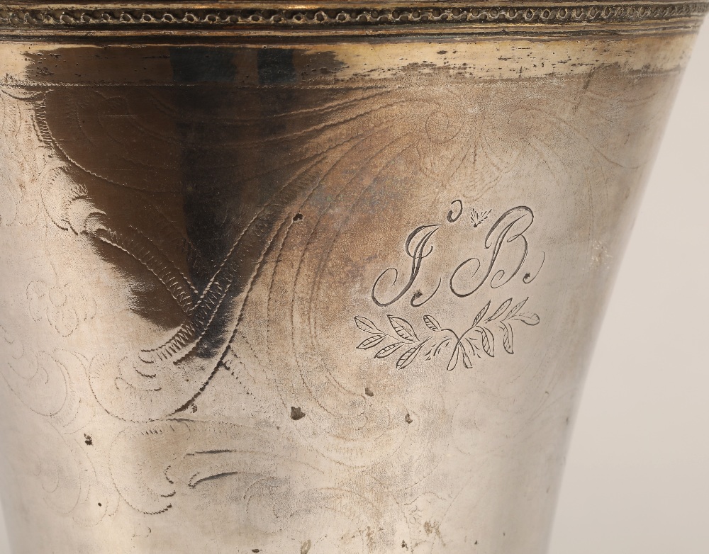 Continental silver flared vase, 22 cm high, 469 grams. - Image 12 of 14