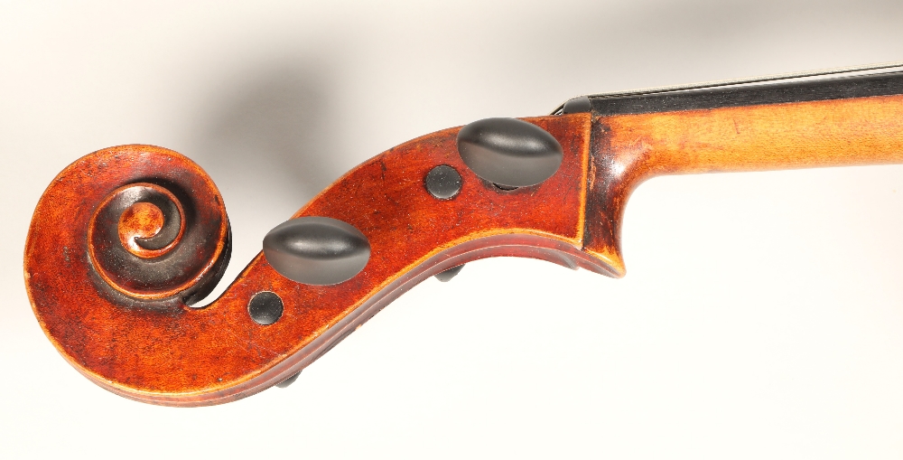 English Cello, circa 1790 length of back 75.3cm,  red brown varnish, restoration, with Schuman - Image 5 of 5