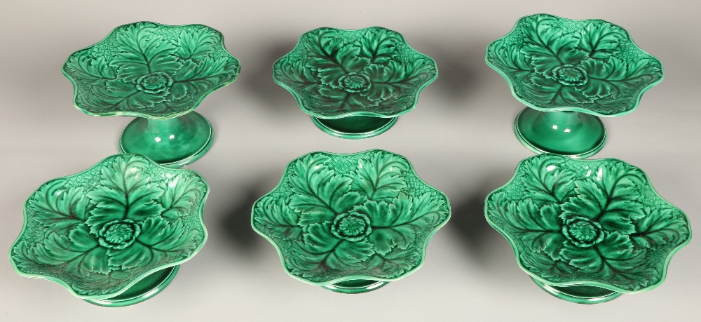 Twenty one piece Wedgwood lustre fruit set, comprising of six cabbage leaf comports and fifteen - Image 2 of 3
