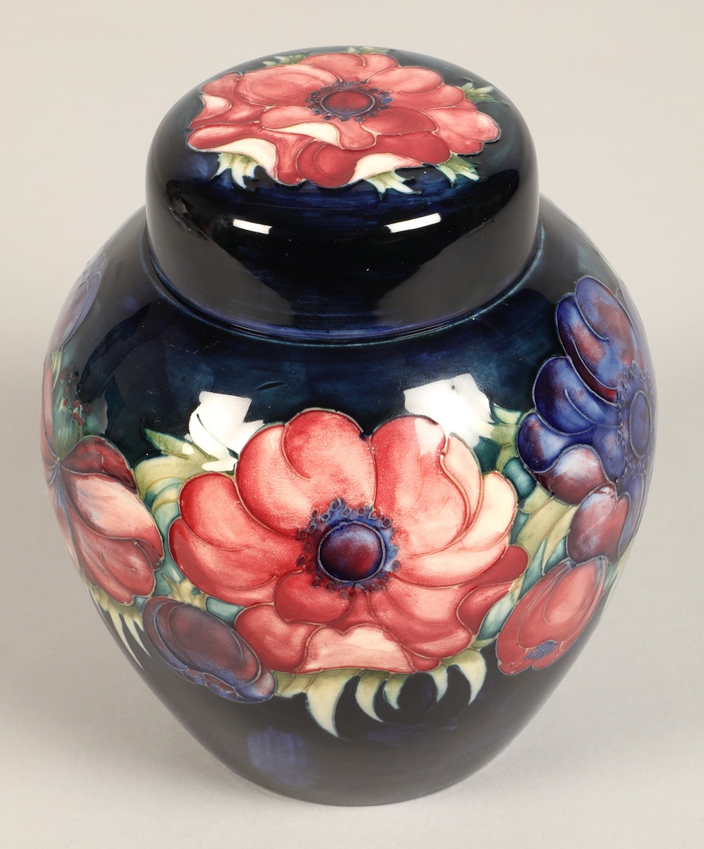 Moorcroft pottery ginger jar with cover, blue ground with tube-lines stylised flowers, impressed - Image 8 of 15