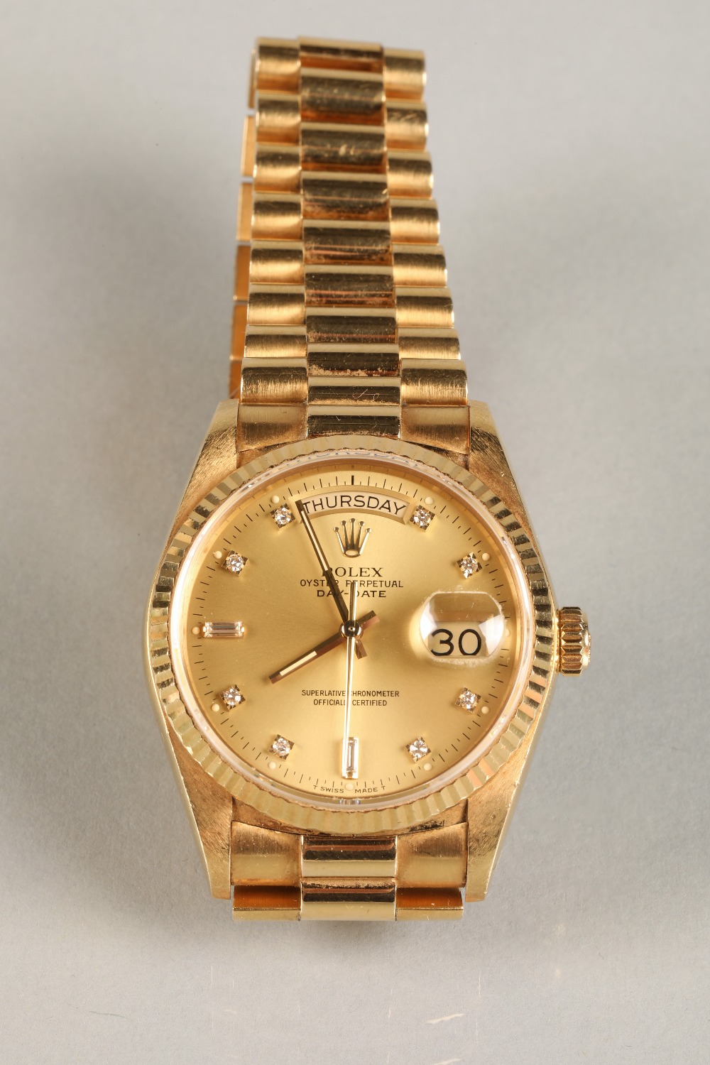 Rolex Oyster Perpetual Day-Date 18k gold Gentleman's wrist watch. Gold coloured dial with Diamond - Image 9 of 10