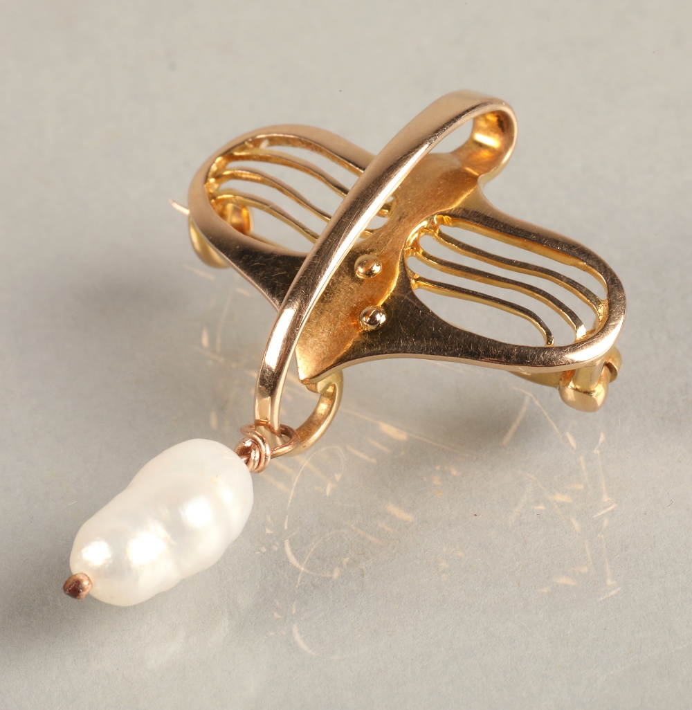 Murrle Bennett 15ct yellow gold brooch/pendant with pearl, 3.9 grams. - Image 12 of 12