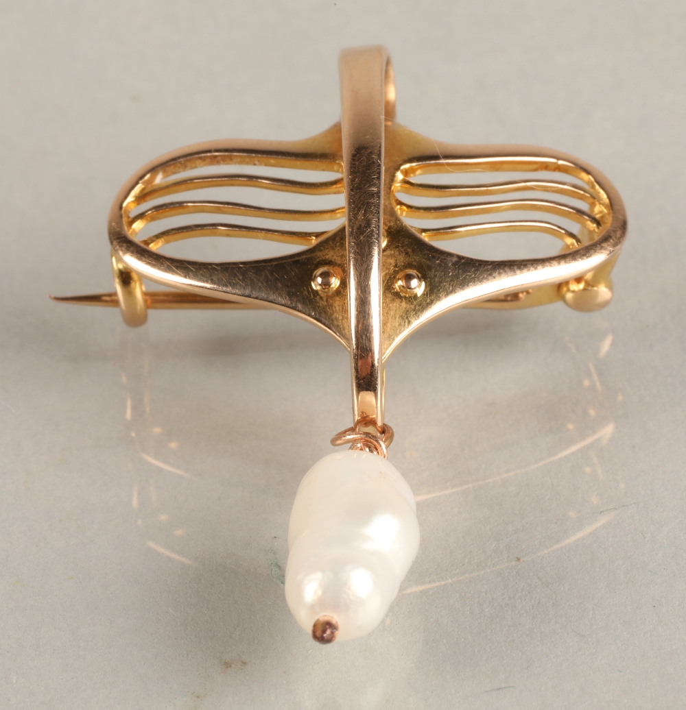 Murrle Bennett 15ct yellow gold brooch/pendant with pearl, 3.9 grams. - Image 4 of 12