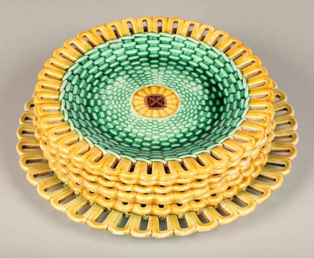 Seven piece Wedgwood majolica fruit set, with green lustre weave effect with yellow pierced border. - Image 3 of 6