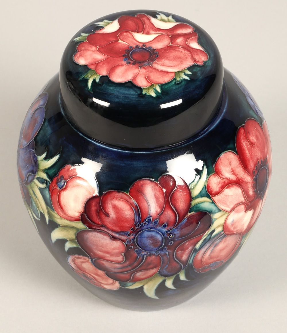 Moorcroft pottery ginger jar with cover, blue ground with tube-lines stylised flowers, impressed - Image 9 of 15