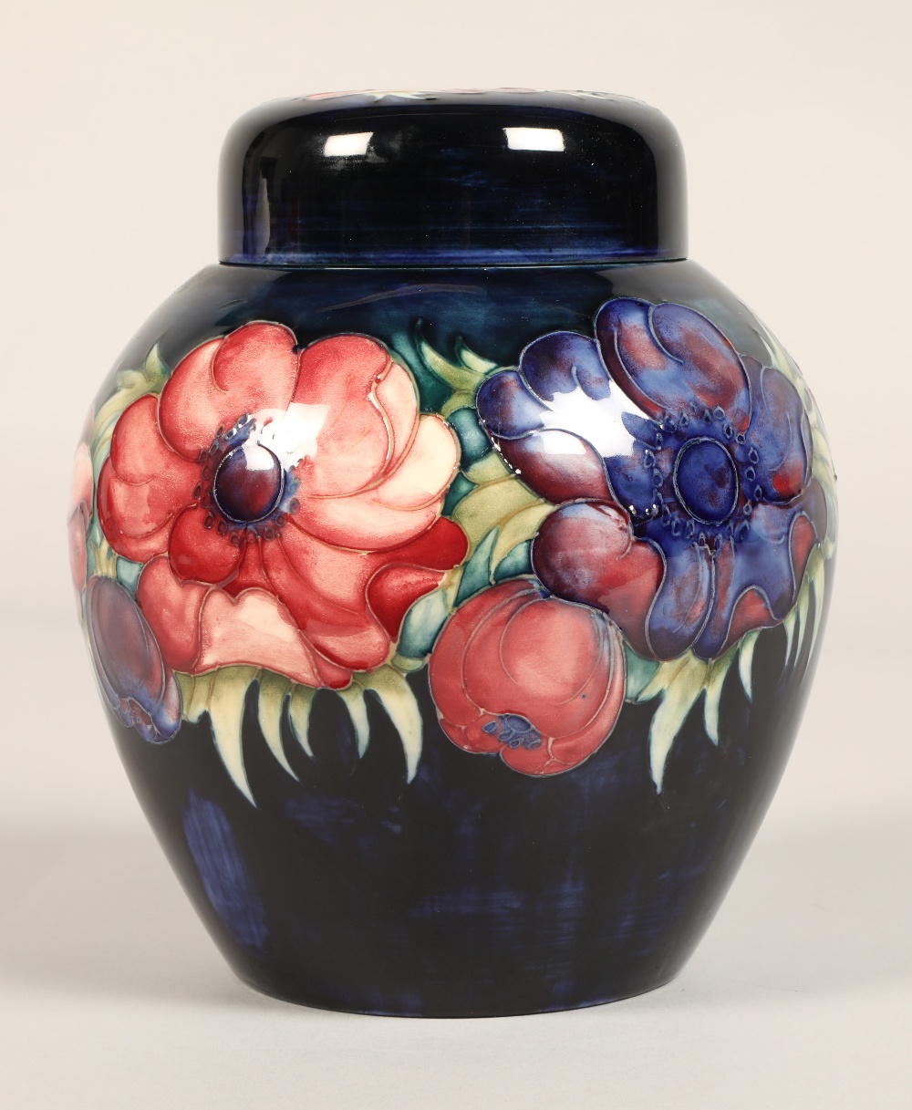 Moorcroft pottery ginger jar with cover, blue ground with tube-lines stylised flowers, impressed - Image 3 of 15