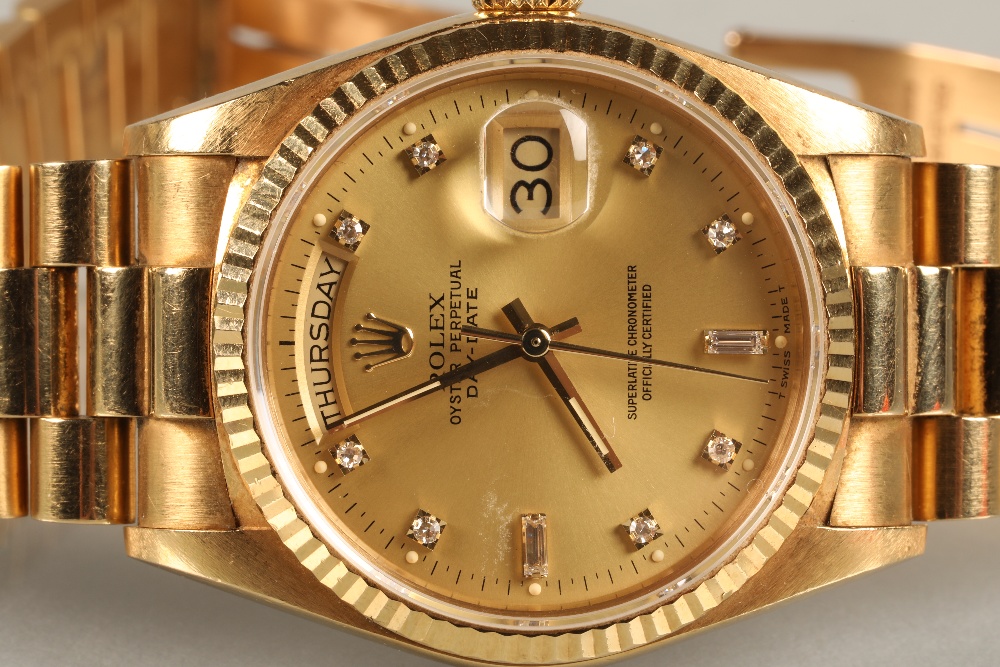 Rolex Oyster Perpetual Day-Date 18k gold Gentleman's wrist watch. Gold coloured dial with Diamond - Bild 8 aus 10