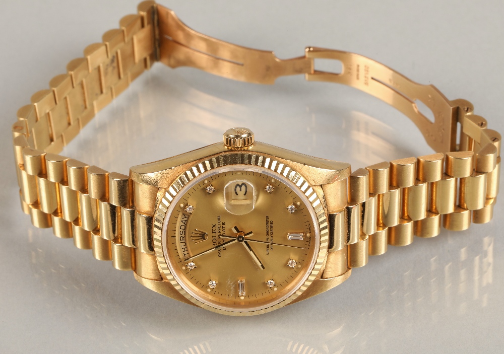 Rolex Oyster Perpetual Day-Date 18k gold Gentleman's wrist watch. Gold coloured dial with Diamond - Image 7 of 10