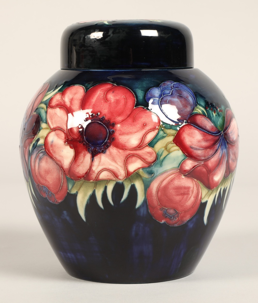 Moorcroft pottery ginger jar with cover, blue ground with tube-lines stylised flowers, impressed - Image 7 of 15