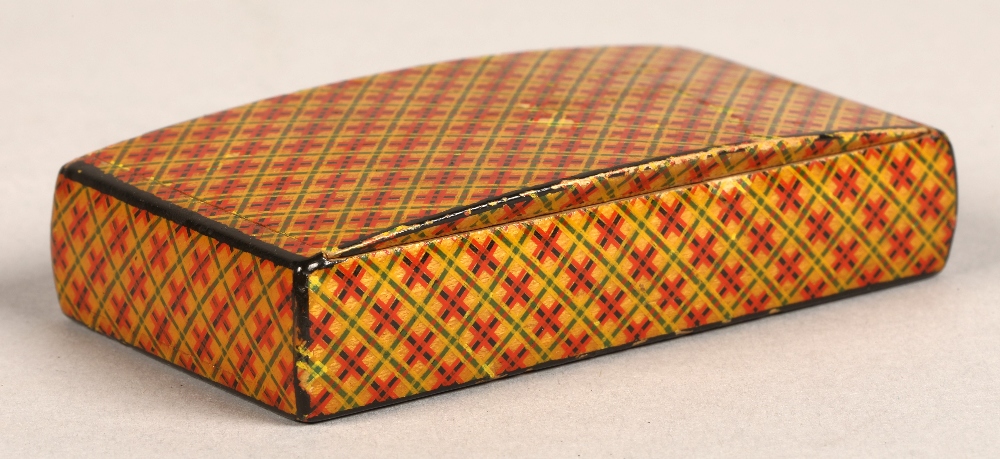 Tartan ware snuff box with wooden hinged lid,8 cm long,4.5 cm width. - Image 14 of 14
