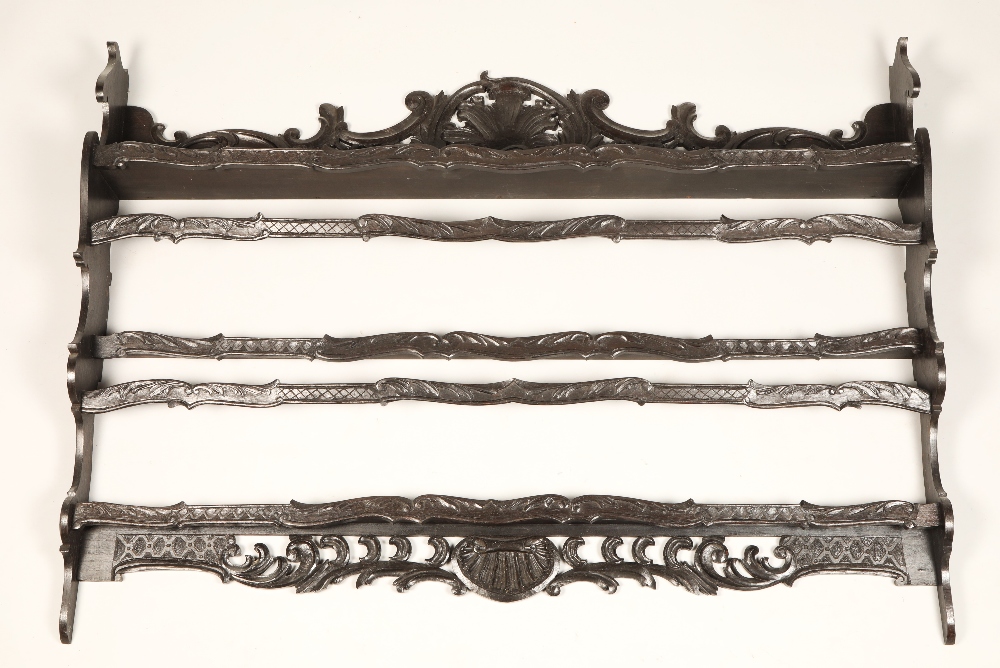 19th century wall mounted plate rack, with scallop design, 139 x 97 x 106 cm