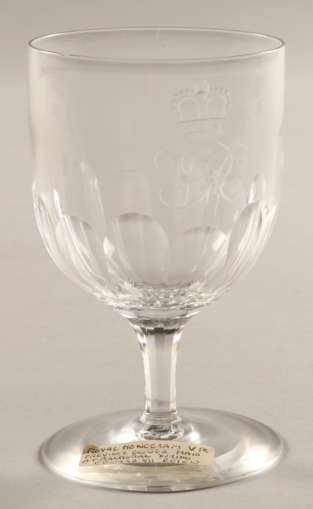 Victorian Rummer glass, with monogram VR, 15 cm high in presentation box. - Image 2 of 3