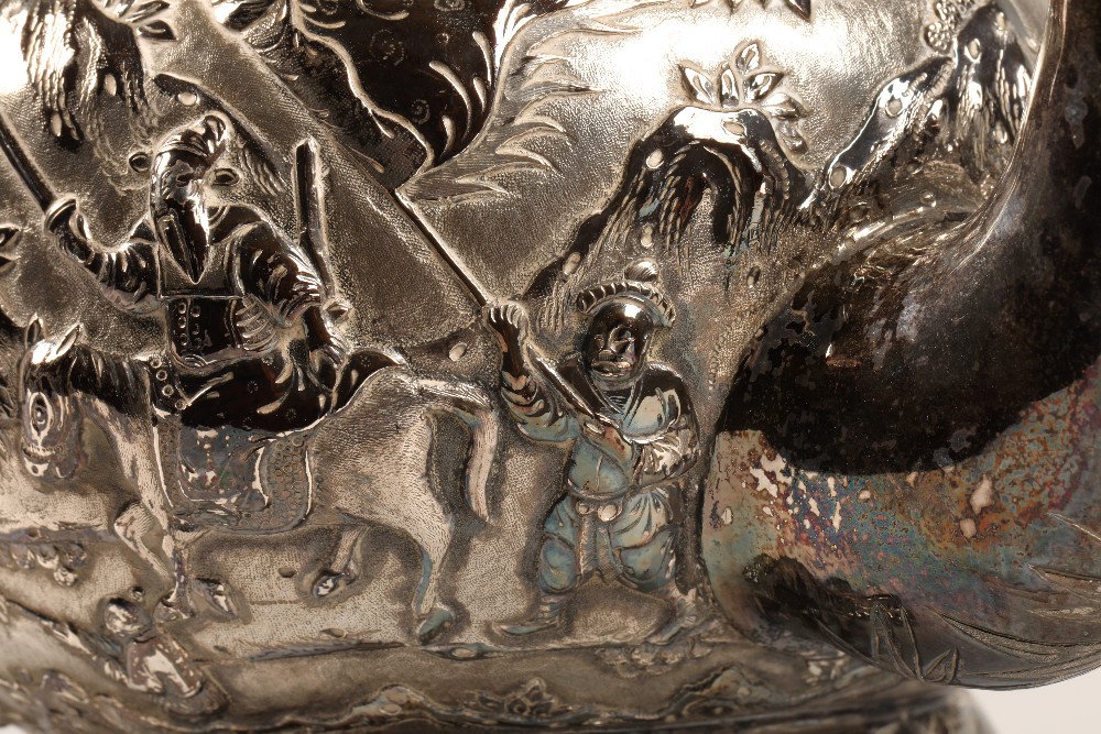Fantastic 19th century chinese silver four piece tea and coffee service, decorated with warriors, - Image 27 of 51