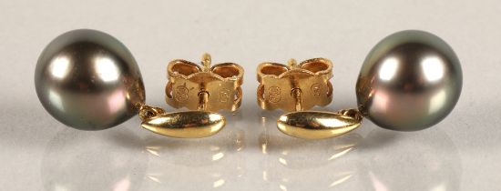 Ladies pair of Bunda cultured pearl earrings, set in 18ct yellow gold.