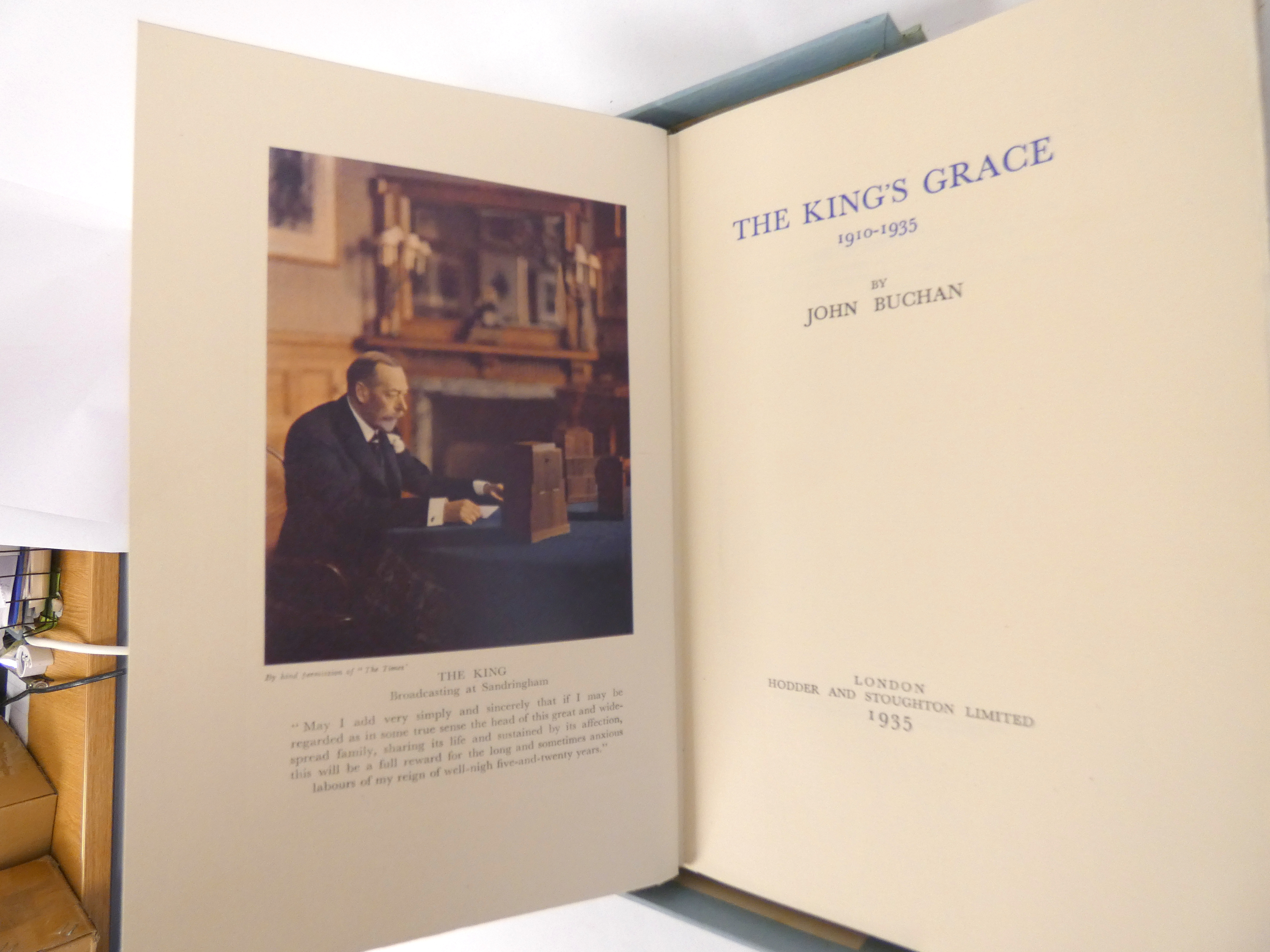 BUCHAN JOHN. The King's Grace. Ltd. ed. 423/500 signed by John Buchan. Col. frontis & other illus. - Image 5 of 5