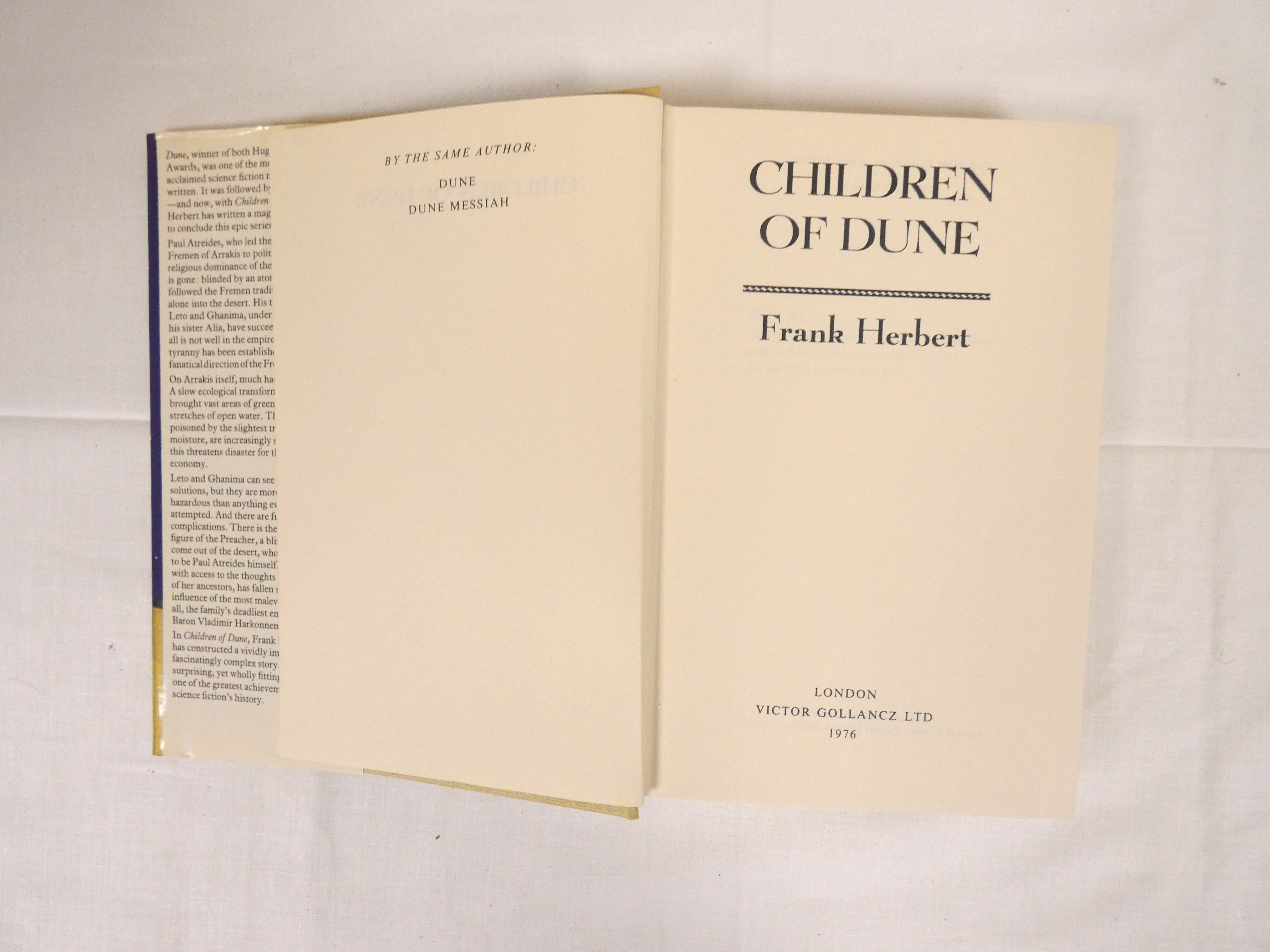 HERBERT FRANK.  Children of Dune. 1st ed. in unclipped d.w. 1976. - Bild 2 aus 6