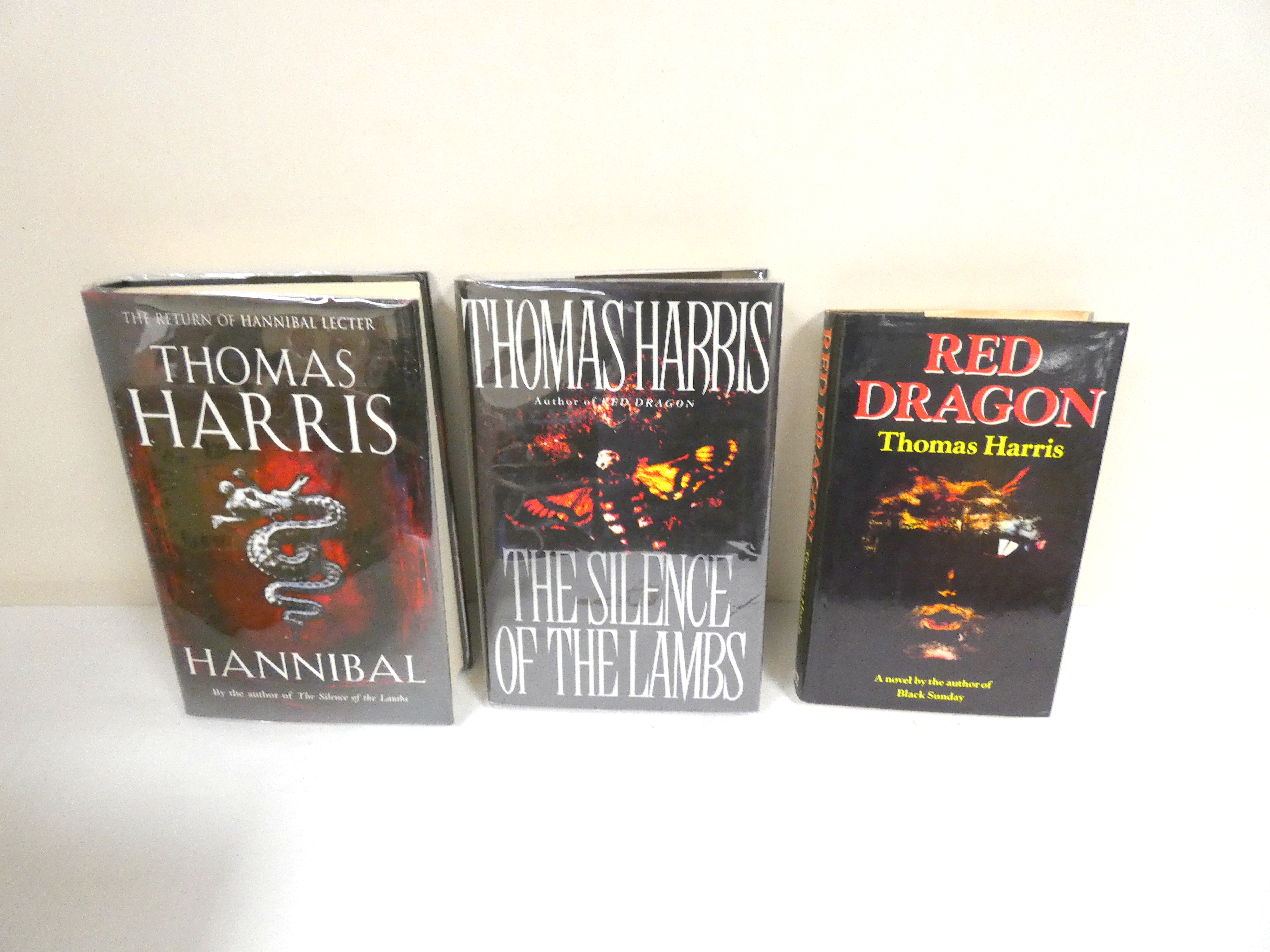 HARRIS THOMAS.  Red Dragon. 1st UK ed. in d.w. 1981; also Thomas Harris, The Silence of the Lambs,