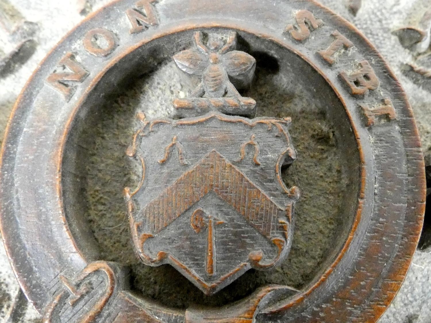 19th century Chinese camphor wood box the lid bearing a family crest flanked by two five clawed - Image 4 of 11