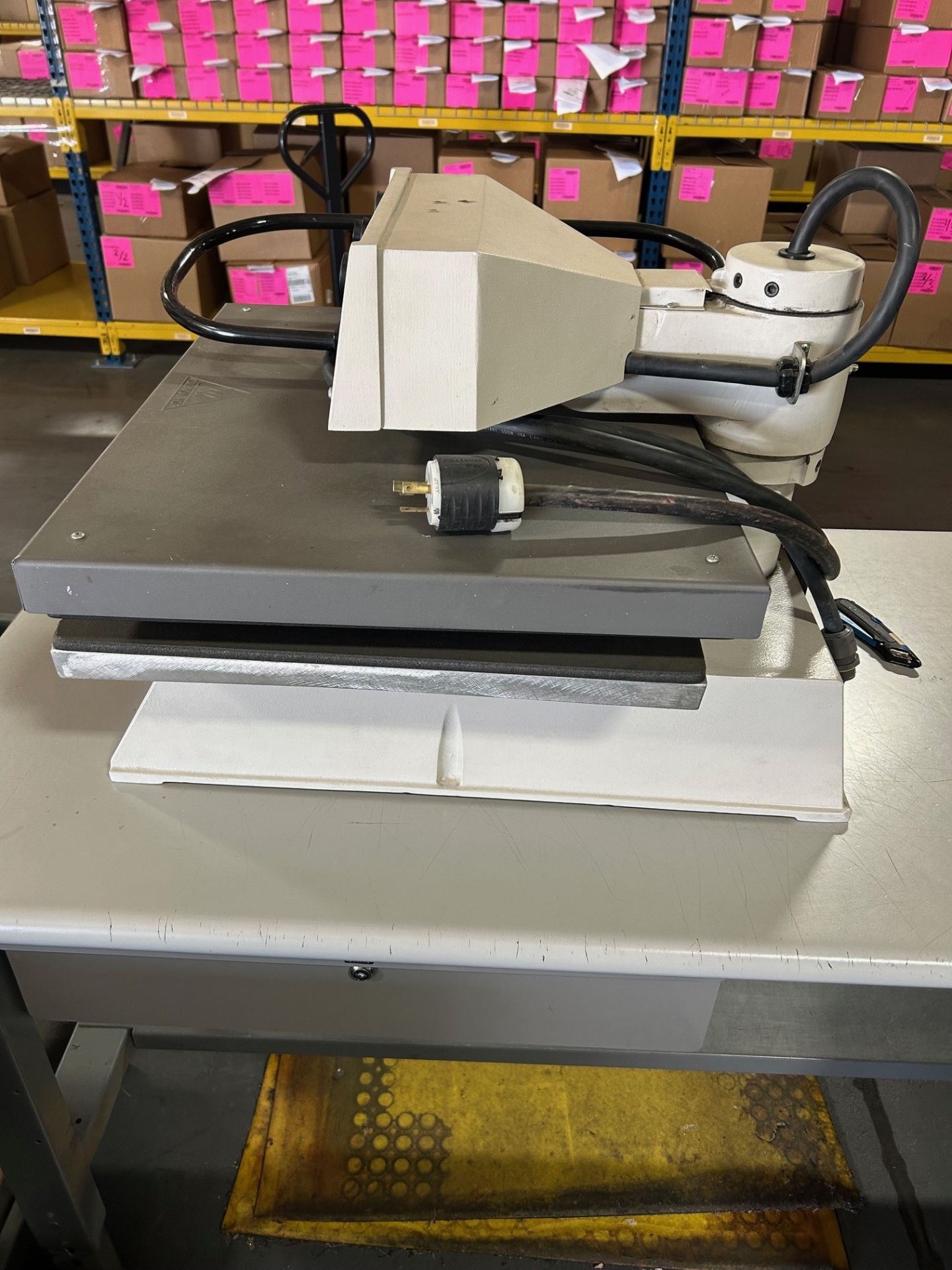 Insta 828 Heat Press - Image 5 of 6