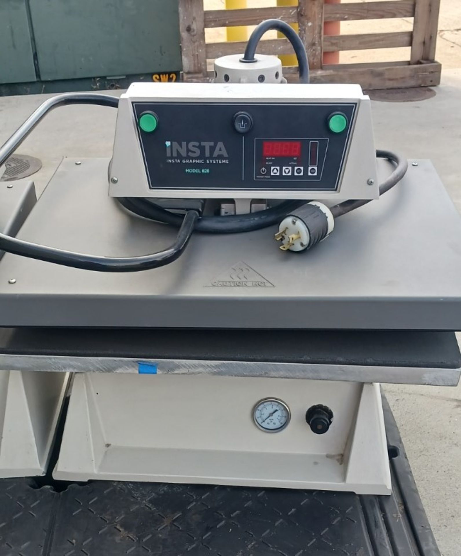 Insta 828 Heat Press