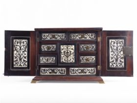 Kabinettschrank, 17. Jahrhundert, Ebonisiertes Holz intarsiert