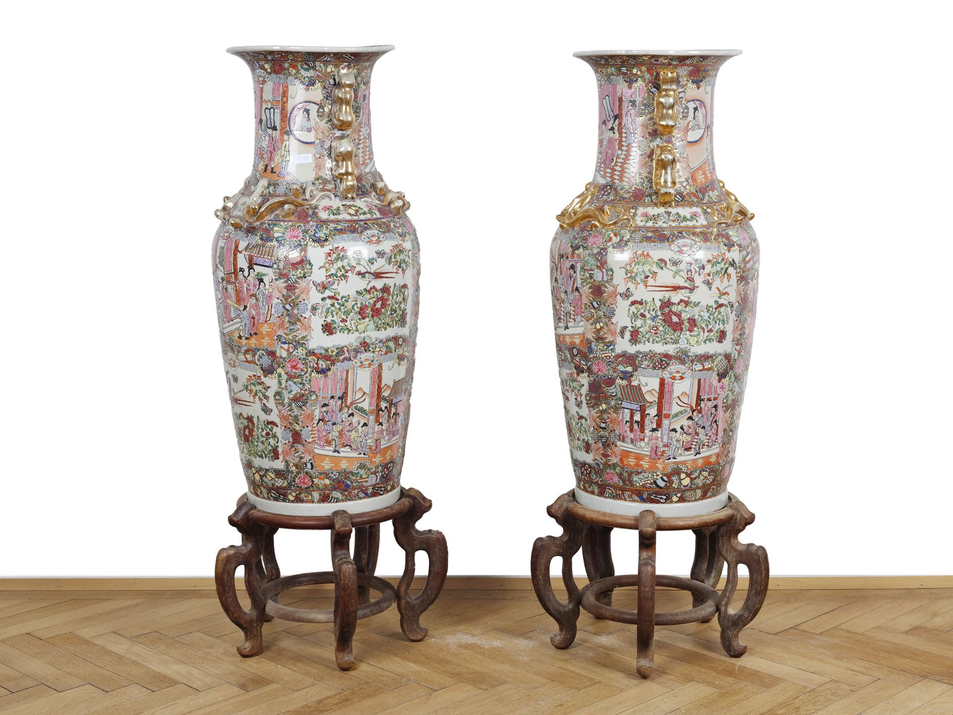 Pair of vases with wooden base, China - Image 3 of 5